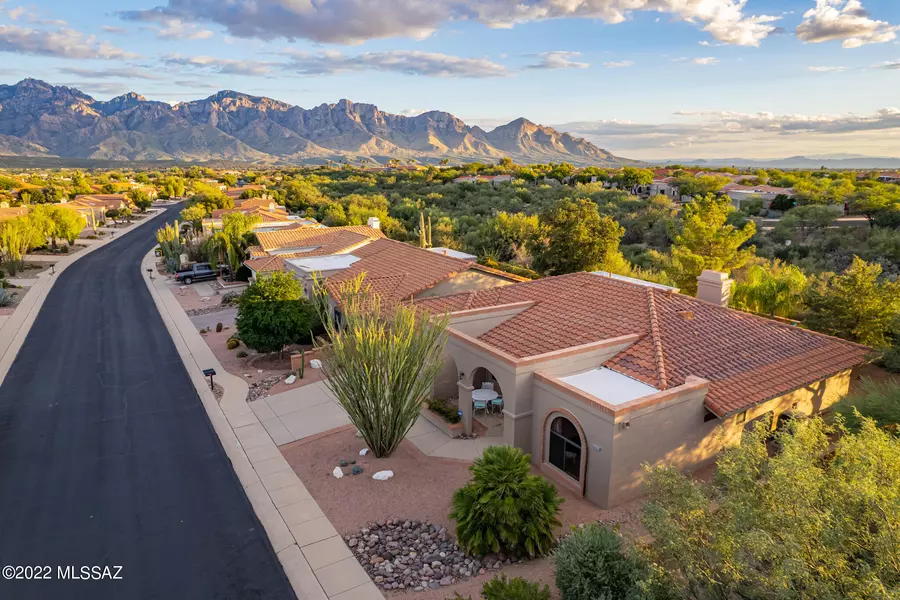 14535 N Crown Point Drive, Oro Valley, AZ 85755