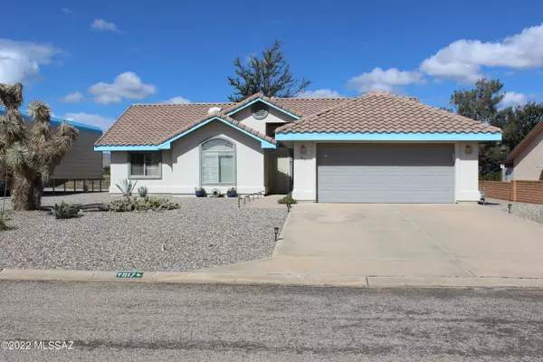 917 E Christmas Tree Lane, Pearce, AZ 85625