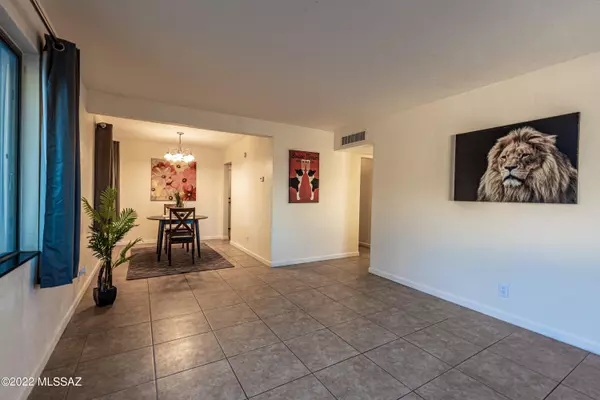 Tucson, AZ 85713,3102 E 30Th Street