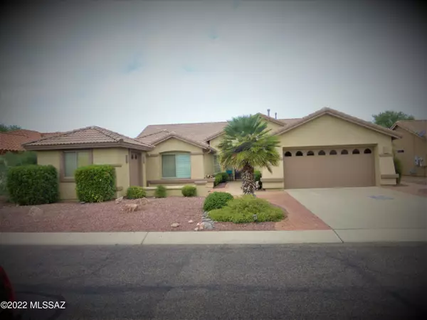 1317 N Sun Catcher Way, Green Valley, AZ 85614