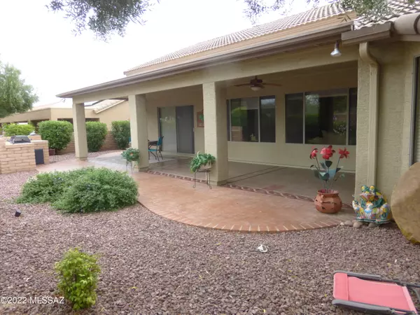 Green Valley, AZ 85614,1317 N Sun Catcher Way