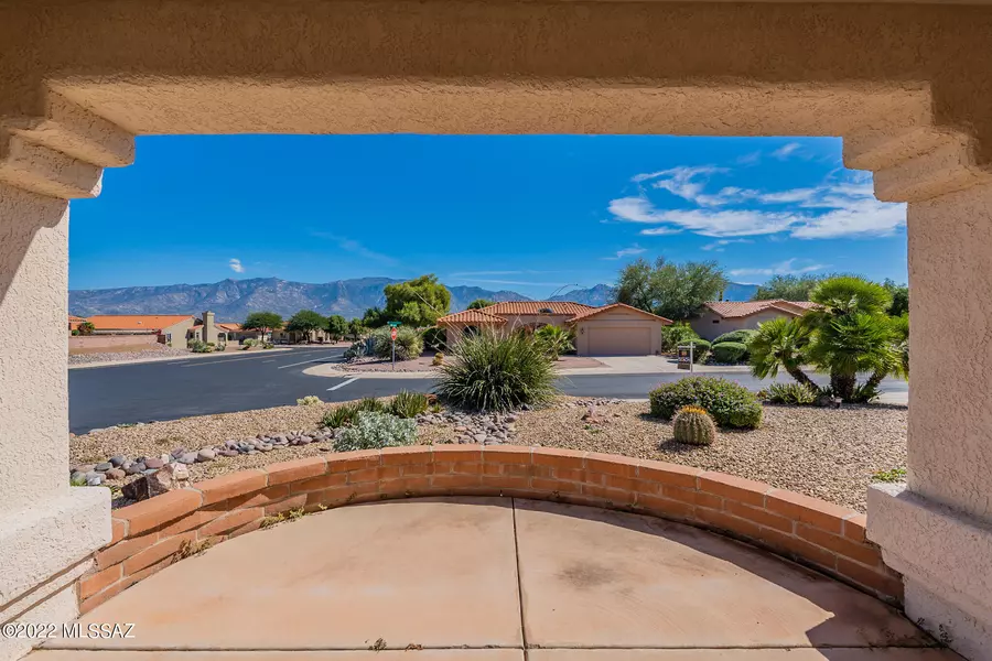 14689 N Windshade DriveE, Oro Valley, AZ 85755