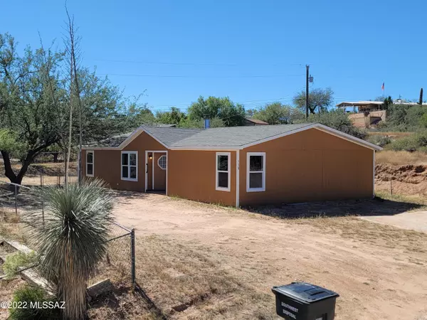 538 E Lodge Lane, Benson, AZ 85602