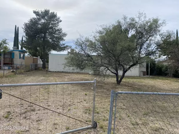 Benson, AZ 85602,3183 W Robin Drive