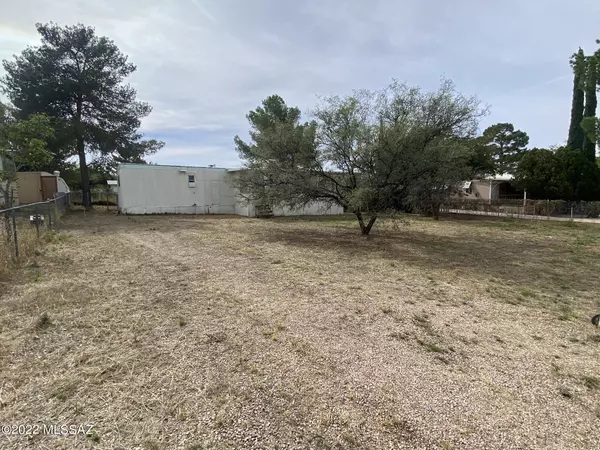 Benson, AZ 85602,3183 W Robin Drive