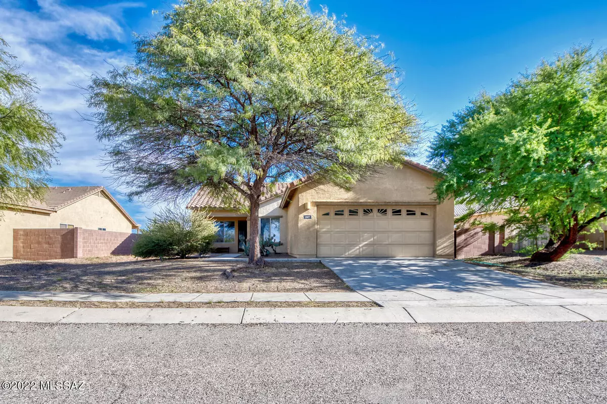 Benson, AZ 85602,997 S Throne Room Street