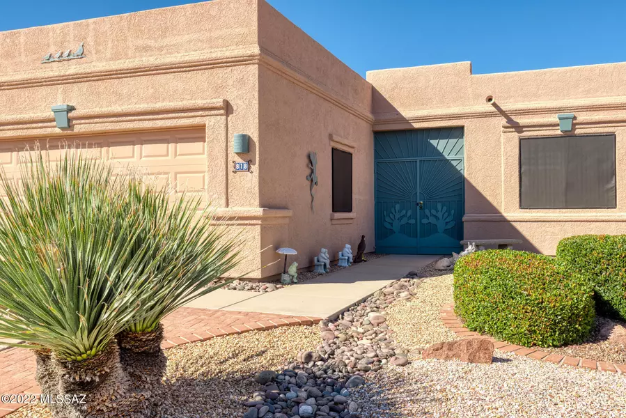 818 W Via Santa Adela, Green Valley, AZ 85614