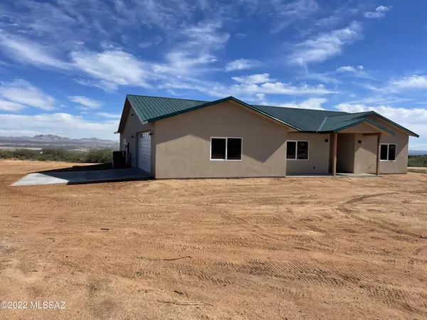 Benson, AZ 85602,1102 W Jennella Drive