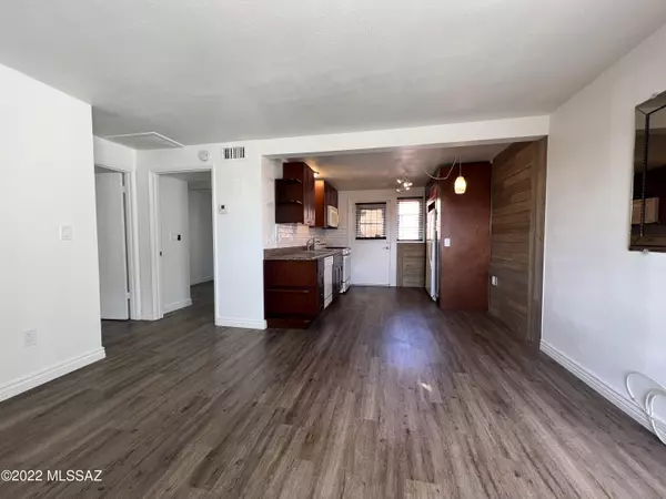 Green Valley, AZ 85614,508 S Paseo Lobo  #Unit D