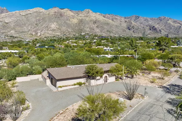 4855 E Camino De Los Olivos, Tucson, AZ 85718