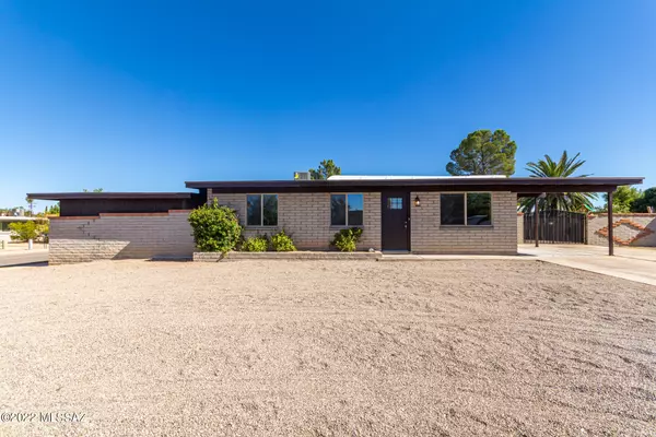 3841 S Lazy Palm Drive, Tucson, AZ 85730