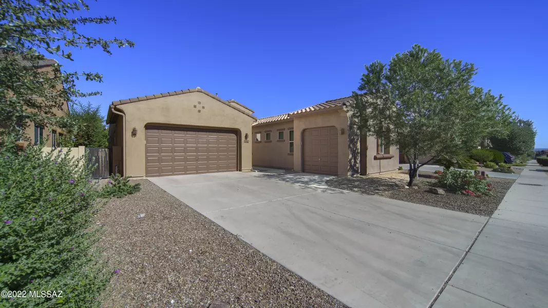 652 W Camino Tunera, Sahuarita, AZ 85629