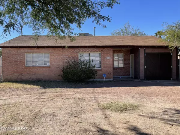 2225 N dodge Boulevard, Tucson, AZ 85716