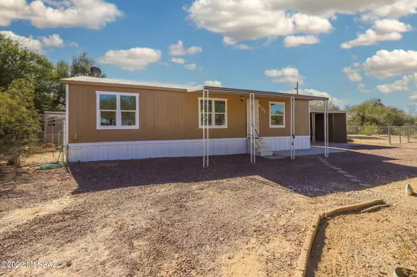 9155 W Henry Street, Tucson, AZ 85735