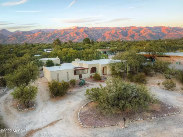 11235 E Sundance Drive, Tucson, AZ 85749