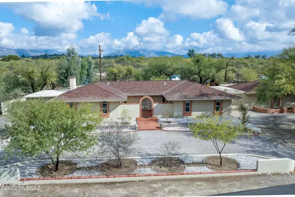 8930 E Bears Path Road,  Tucson,  AZ 85749