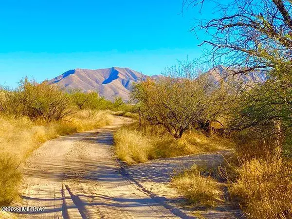 Dragoon, AZ 85609,TBD Sacred Rock Rd 18.33 Acres