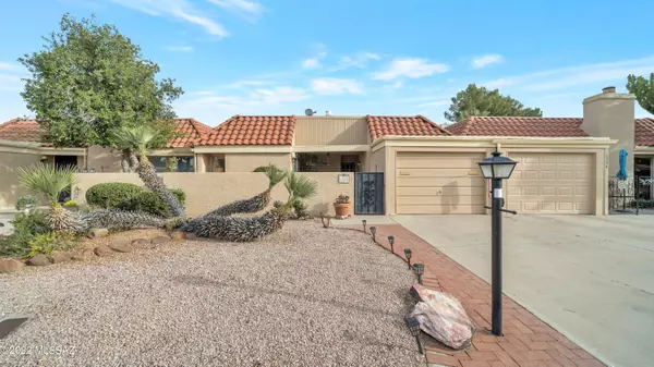 1342 N Abrego Drive, Green Valley, AZ 85614