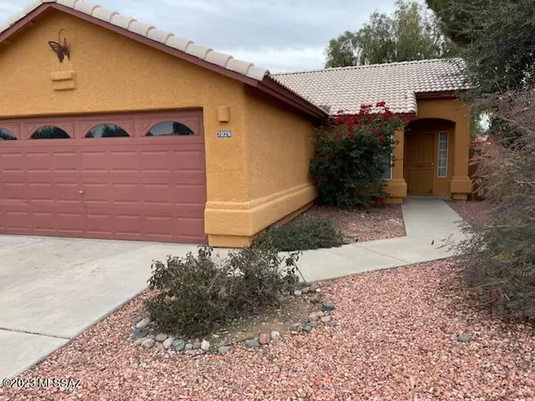 7029 W Amarante Drive, Tucson, AZ 85743