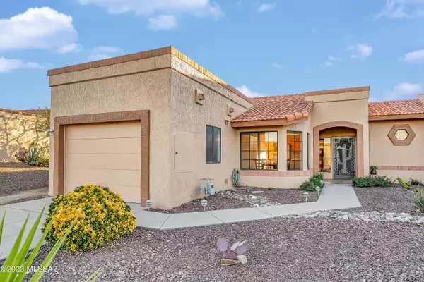 13956 N Green Tree Drive, Oro Valley, AZ 85755