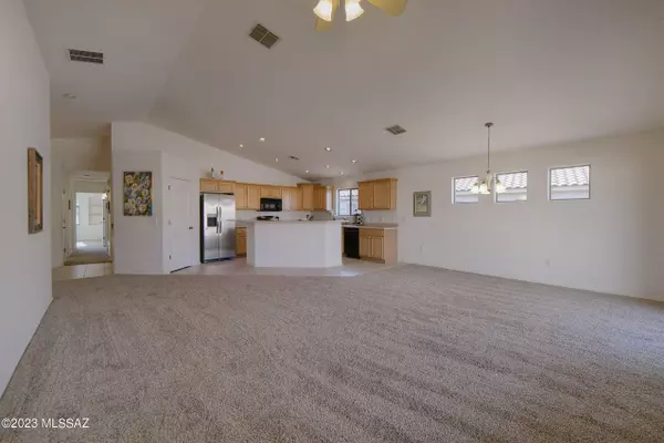 6991 S MISTY GROVE Court, Tucson, AZ 85757