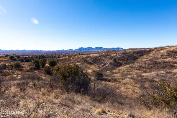 Rio Rico, AZ 85648,205 Camino San Xavier  #107