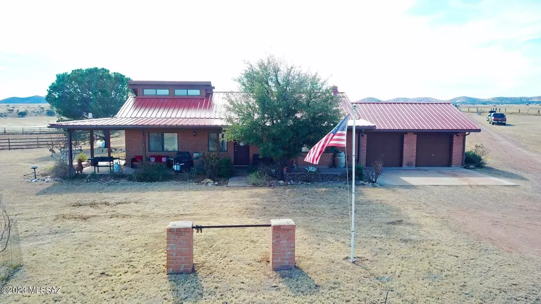 25 Hillcrest Drive, Elgin, AZ 85611