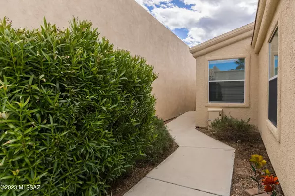 Green Valley, AZ 85614,543 W Deerview Court