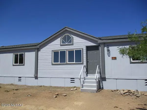 5756 S Mountain Side Lane, Hereford, AZ 85615