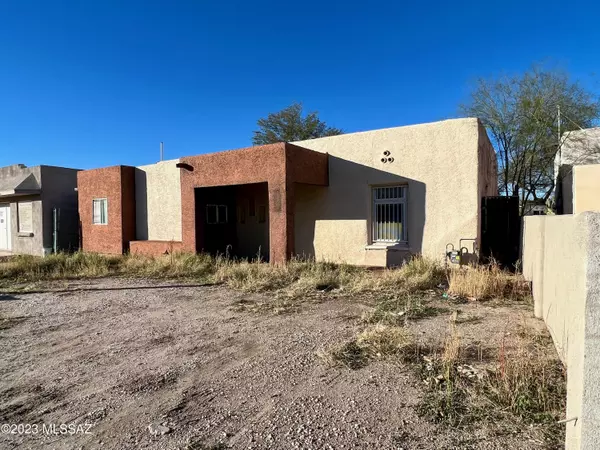 1014 W St Marys Road, Tucson, AZ 85745