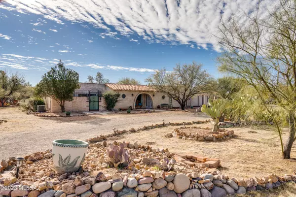 11 Camino Encanto,  Tubac,  AZ 85646