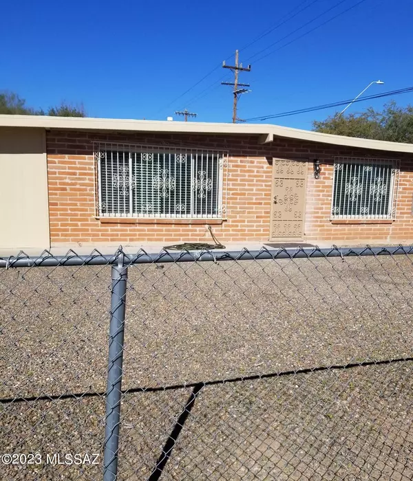 7057 E Calle Marte, Tucson, AZ 85710