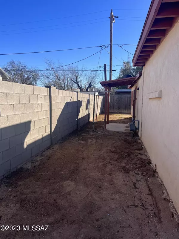 Tucson, AZ 85714,501 W Palmdale Street