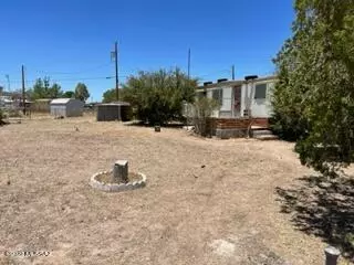 307 E Apache Street, Huachuca City, AZ 85616