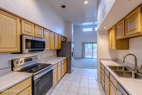 Oro Valley, AZ 85704,167 E Bowers Court