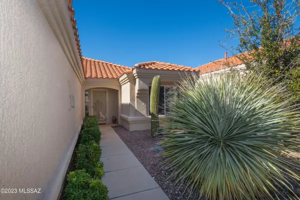 Oro Valley, AZ 85755,14269 N Trade Winds Way