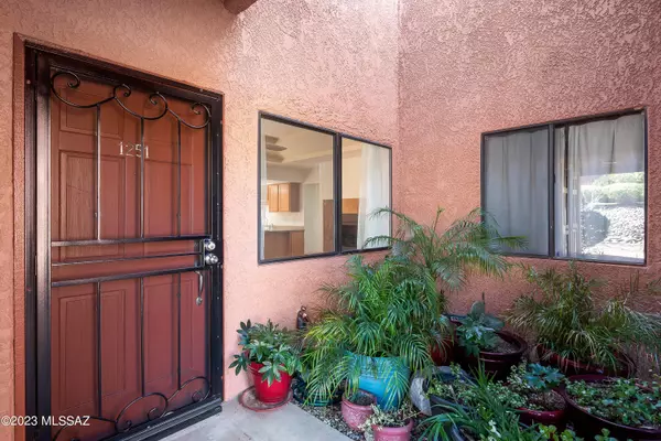 Tucson, AZ 85750,5051 N Sabino Canyon Road #1251