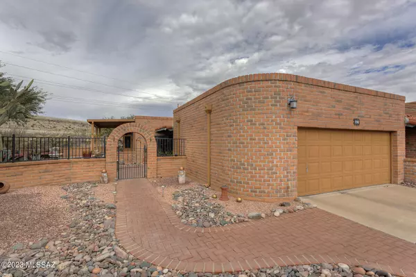 1790 W Via De Anza, Green Valley, AZ 85622