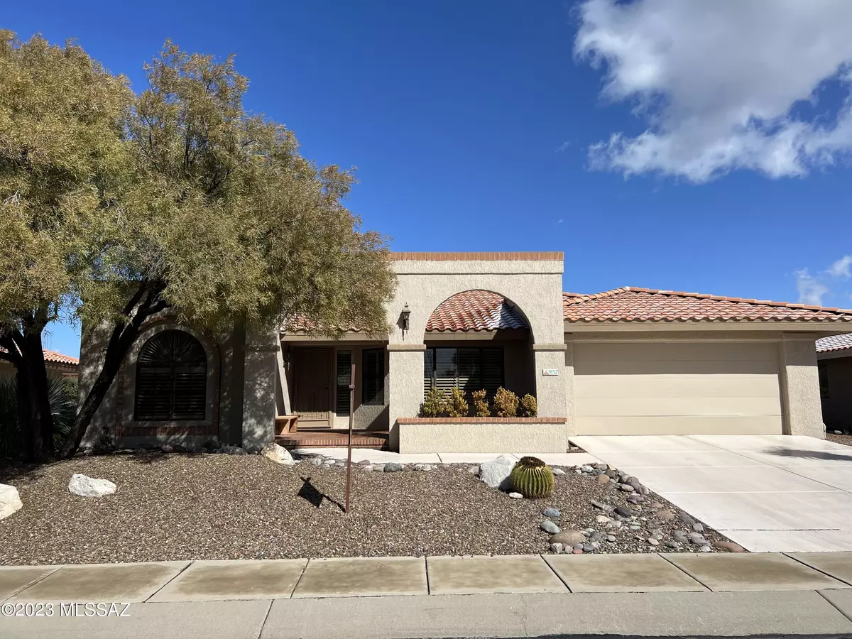 Oro Valley, AZ 85755,957 E Boulder Pass