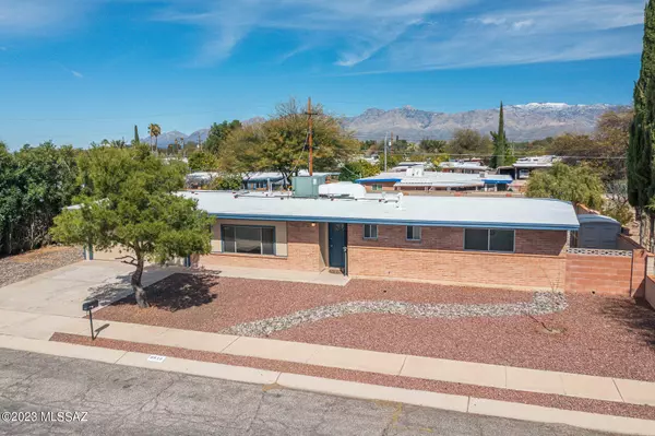 8519 E 20th Street, Tucson, AZ 85710