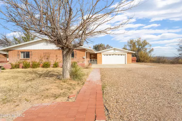 785 S Hermosa Drive, Benson, AZ 85602