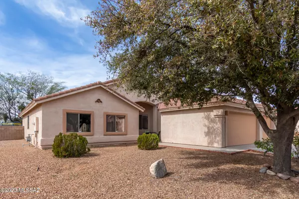 7528 S Olinga Avenue, Tucson, AZ 85747