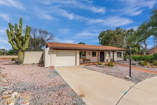 166 N La Flecha, Green Valley, AZ 85614