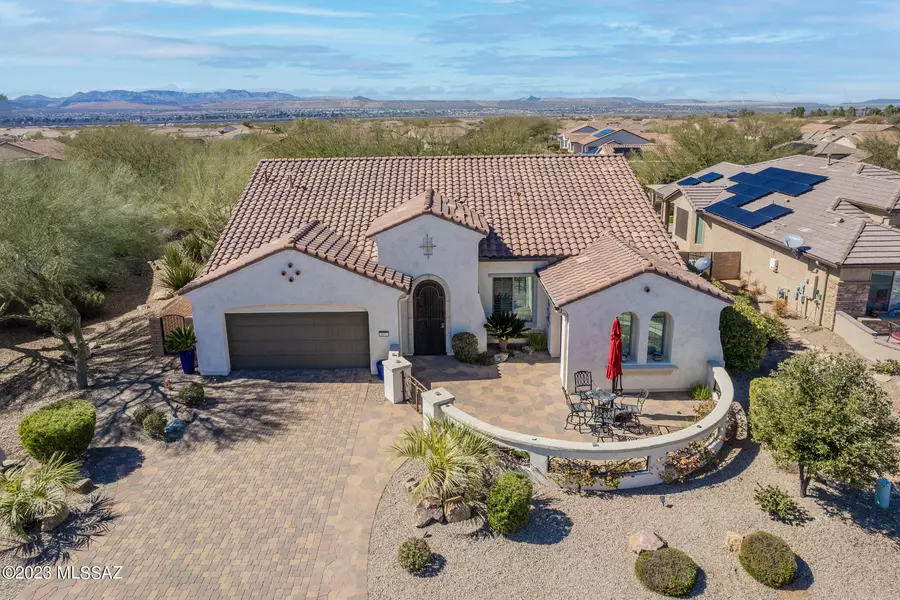 607 N Yucca Butte Lane, Green Valley, AZ 85614