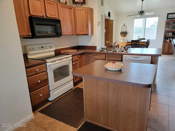 Benson, AZ 85602,1569 Cottonwood Canyon Drive