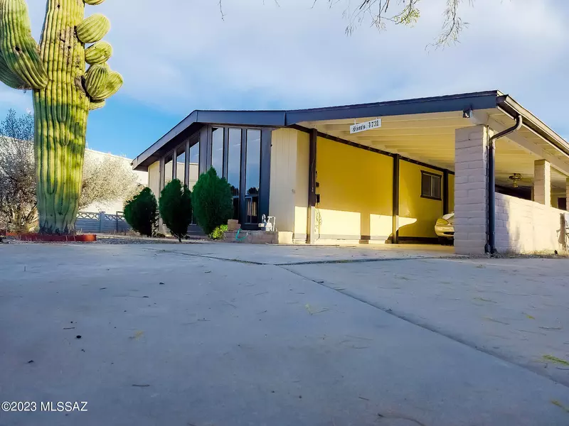 4731 S Via Del Conquistador, Tucson, AZ 85735