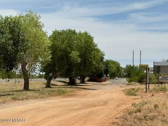 4 lots N Frontage Road #19, Pearce, AZ 85625