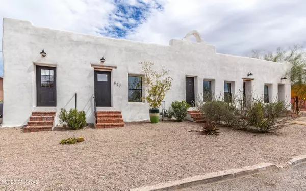 827 S 8th Avenue, Tucson, AZ 85701