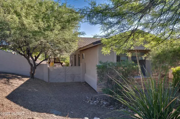 Oro Valley, AZ 85737,1604 W Copper Ridge Drive