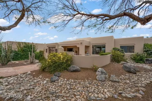 6261 N Canon Del Pajaro,  Tucson,  AZ 85750